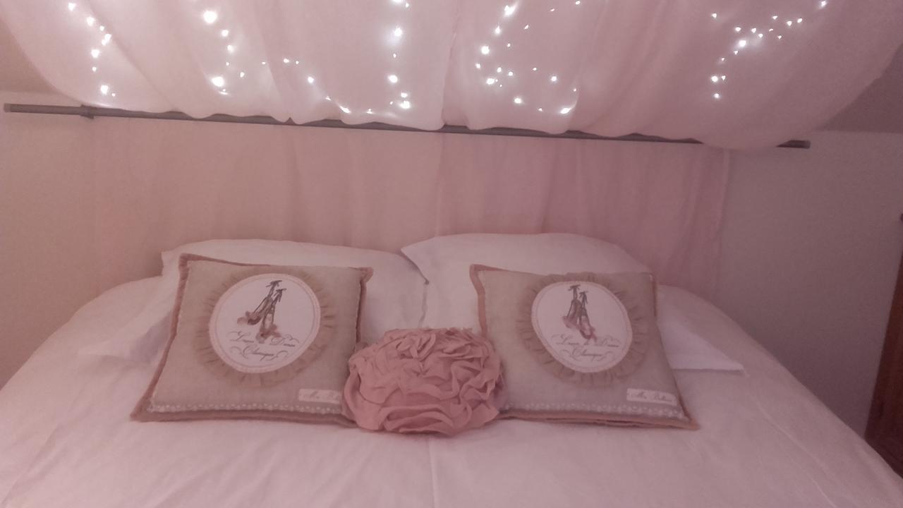 La Ferme Des Ruelles Bed & Breakfast Moigny Bagian luar foto